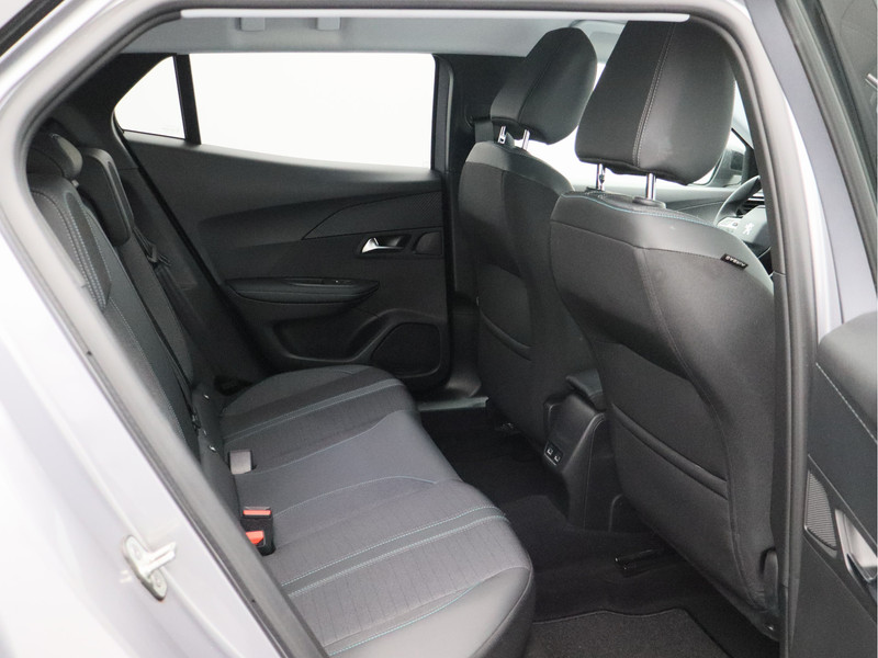 Peugeot 2008 1.2 PureTech Allure Pack/ achteruitrijcamera/ lage km!