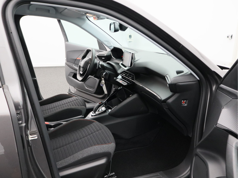 Peugeot 2008 1.2 PureTech Blue Lease Active/ automaat/ trekhaak!