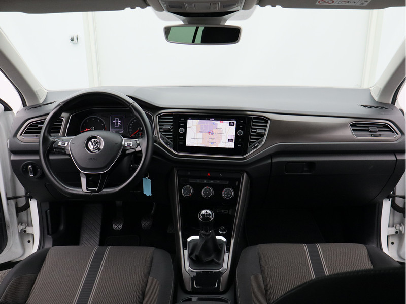 Volkswagen T-Roc 1.5 TSI Style/ lage km/ trekhaak!