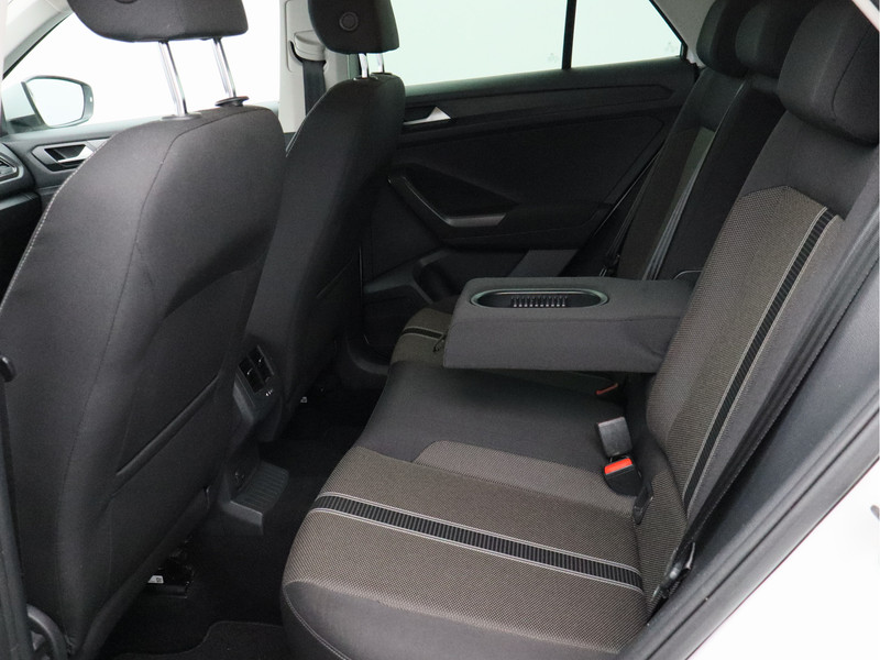 Volkswagen T-Roc 1.5 TSI Style/ lage km/ trekhaak!