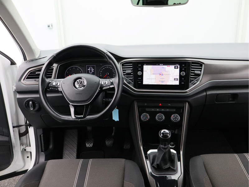 Volkswagen T-Roc 1.5 TSI Style/ lage km/ trekhaak!