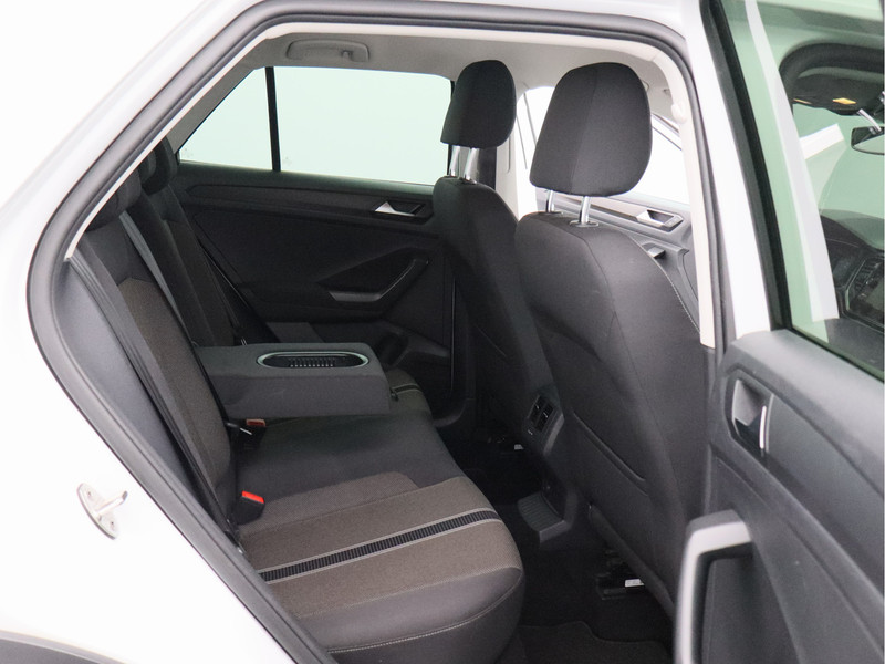 Volkswagen T-Roc 1.5 TSI Style/ lage km/ trekhaak!