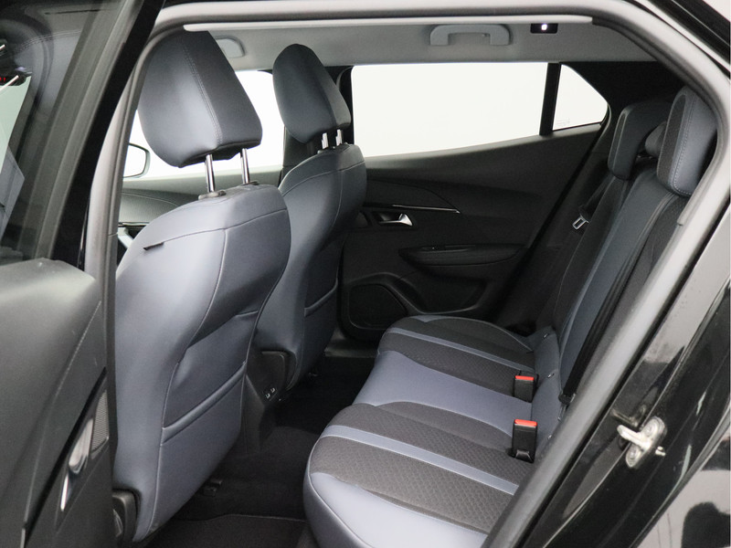 Peugeot 2008 1.2 PureTech Blue Lease Allure/ lage km/ trekhaak!