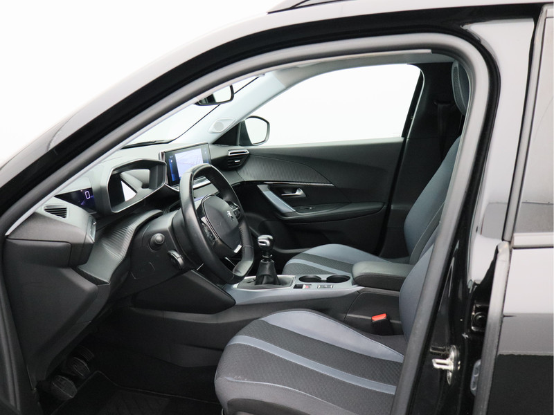 Peugeot 2008 1.2 PureTech Blue Lease Allure/ lage km/ trekhaak!