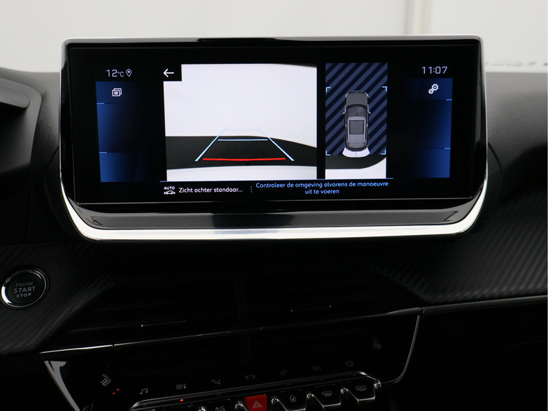 Peugeot 2008 1.2 PureTech Blue Lease Allure/ lage km/ trekhaak!