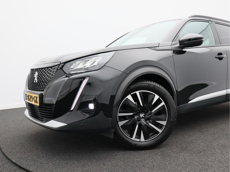 Peugeot 2008 1.2 PureTech Blue Lease Allure/ lage km/ trekhaak!