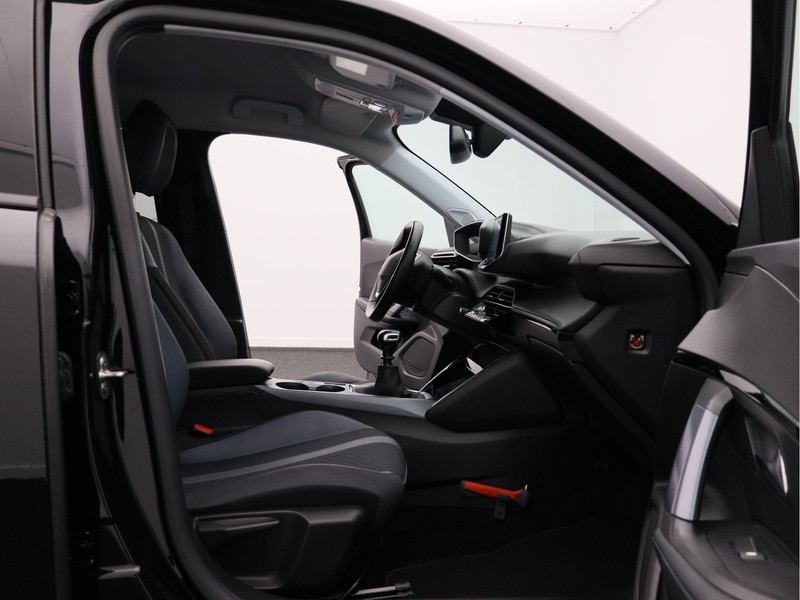 Peugeot 2008 1.2 PureTech Blue Lease Allure/ lage km/ trekhaak!