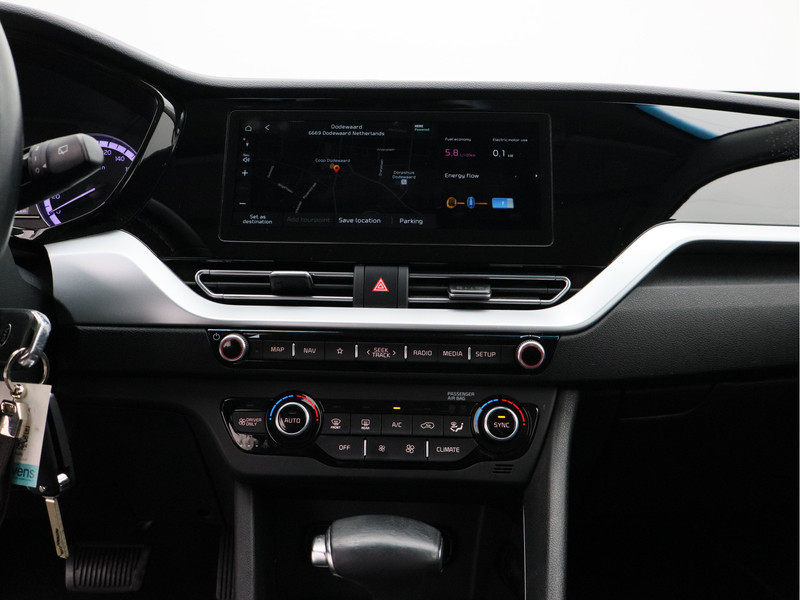 Kia Niro 1.6 GDi Hybrid DynamicLine/ lage km!