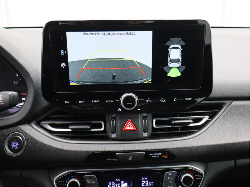 Hyundai i30 Wagon 1.5 T-GDi MHEV Premium/ trekhaak/ lage km/ zeer mooi!