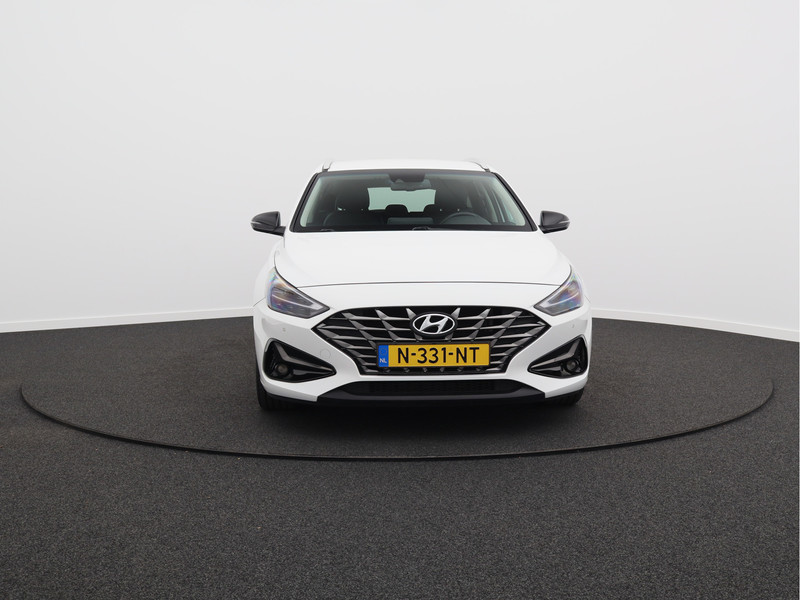 Hyundai i30 Wagon 1.5 T-GDi MHEV Premium/ lage km/ compleet!