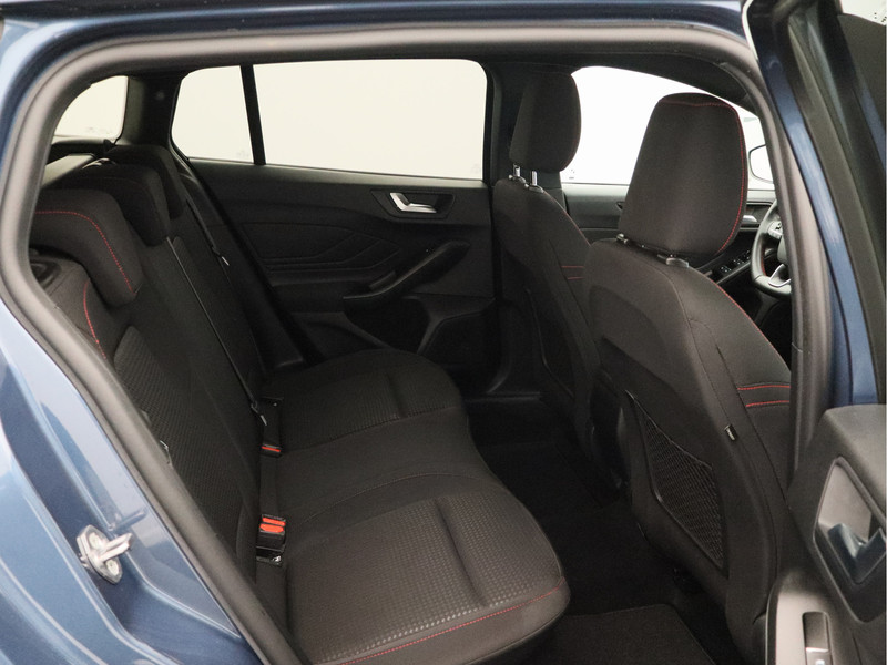 Ford Focus Wagon 1.0 EcoBoost Hybrid ST Line/ lage km/ zeer mooi!