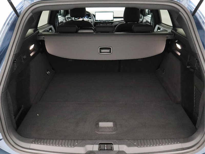 Ford Focus Wagon 1.0 EcoBoost Hybrid ST Line/ lage km/ zeer mooi!