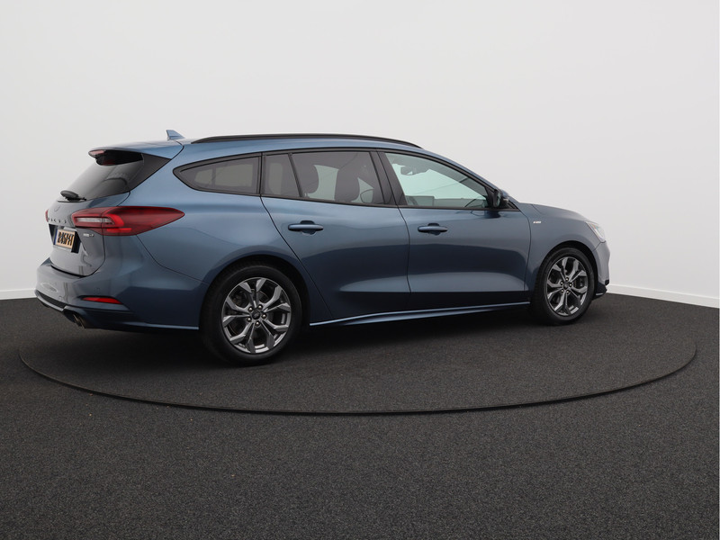 Ford Focus Wagon 1.0 EcoBoost Hybrid ST Line/ lage km/ zeer mooi!