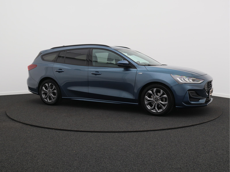 Ford Focus Wagon 1.0 EcoBoost Hybrid ST Line/ lage km/ zeer mooi!