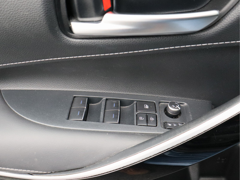 Toyota Corolla Touring Sports 1.8 Hybrid Dynamic/ lage km/ trekhaak!