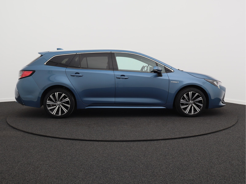 Toyota Corolla Touring Sports 1.8 Hybrid Dynamic/ lage km/ trekhaak!