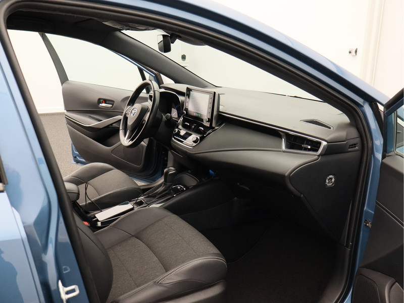 Toyota Corolla Touring Sports 1.8 Hybrid Dynamic/ lage km/ trekhaak!