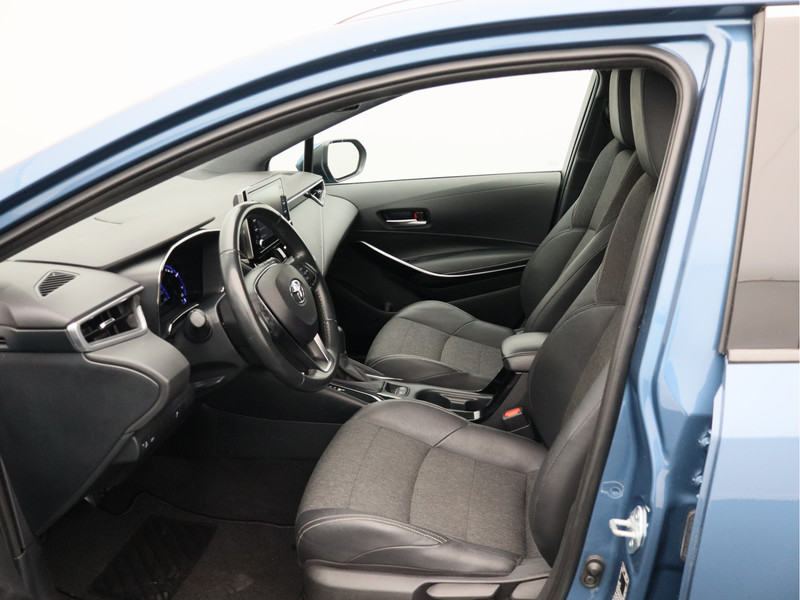 Toyota Corolla Touring Sports 1.8 Hybrid Dynamic/ lage km/ trekhaak!