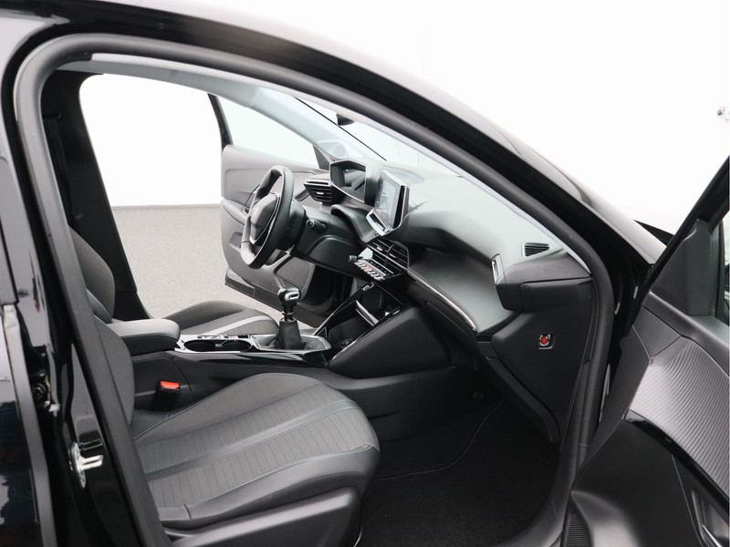 Peugeot 208 1.2 PureTech Blue Lease Allure/ lage km/ compleet/ 100PK!