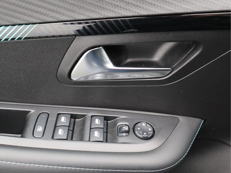 Peugeot 208 1.2 PureTech Blue Lease Allure/ lage km/ compleet/ 100PK!