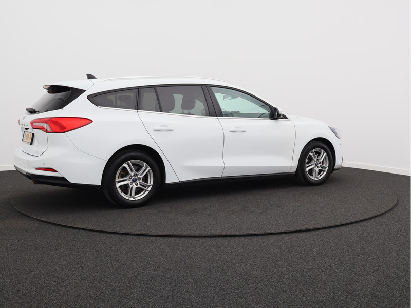 Ford Focus Wagon 1.0 EcoBoost Trend Edition Business/ leder/ zeer mooi!