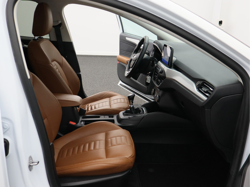 Ford Focus Wagon 1.0 EcoBoost Trend Edition Business/ leder/ zeer mooi!