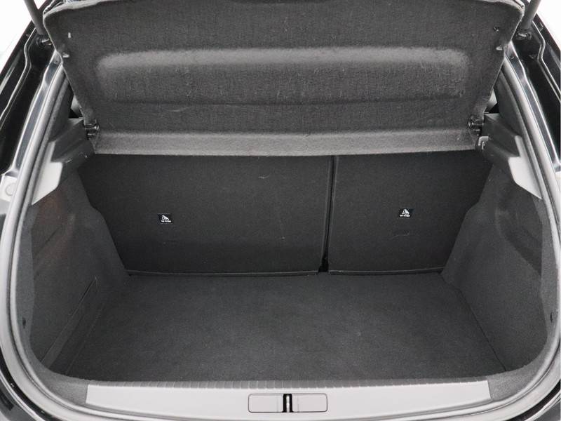 Peugeot 208 1.2 PureTech Blue Lease Allure/ zeer mooi!