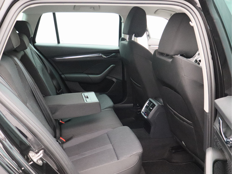 Škoda Octavia Combi 1.0 e-TSI Business Edition Plus/ automaat/ zeer mooi!