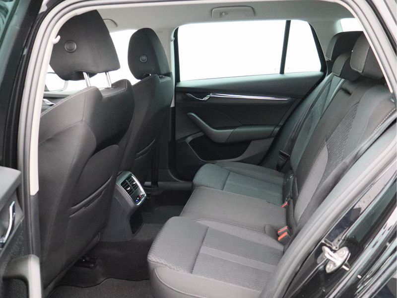 Škoda Octavia Combi 1.0 e-TSI Business Edition Plus/ automaat/ zeer mooi!