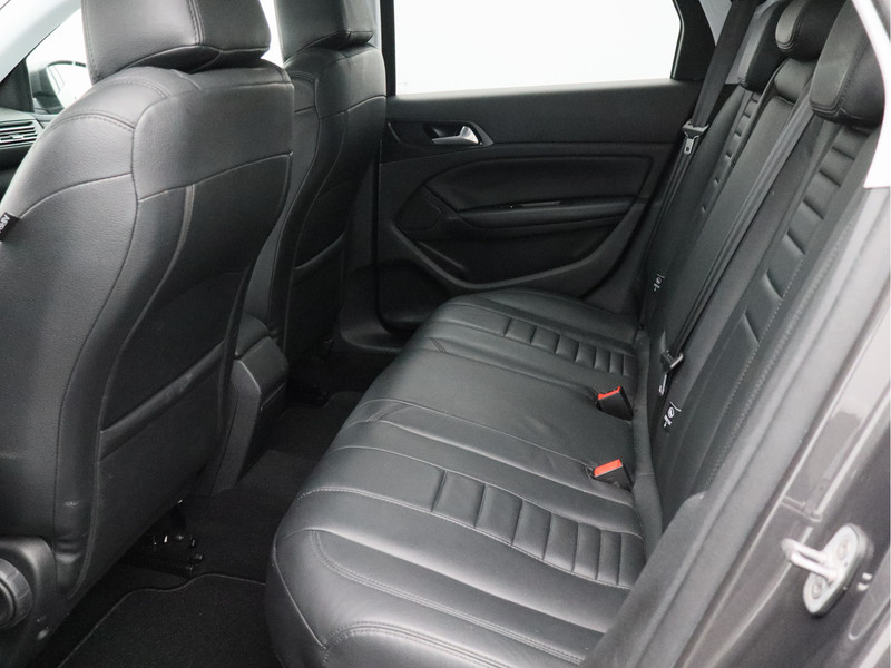 Peugeot 308 SW 1.2 PureTech Blue Lease Allure/ lage km/ zeer mooi!