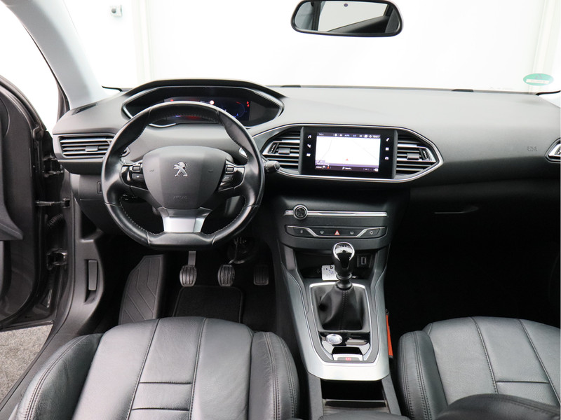 Peugeot 308 SW 1.2 PureTech Blue Lease Allure/ lage km/ zeer mooi!