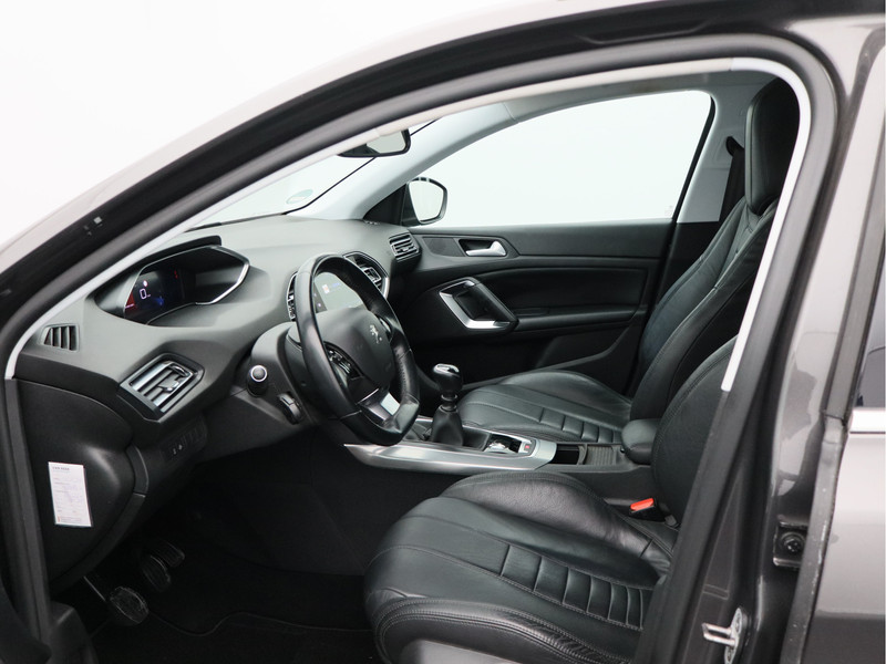 Peugeot 308 SW 1.2 PureTech Blue Lease Allure/ lage km/ zeer mooi!