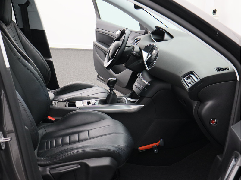 Peugeot 308 SW 1.2 PureTech Blue Lease Allure/ lage km/ zeer mooi!