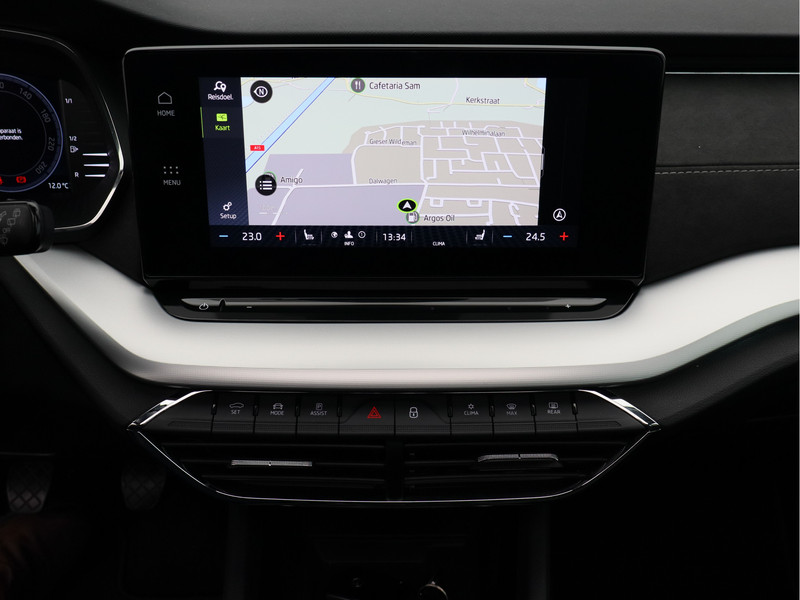 Škoda Octavia Combi 1.5 TSI First Edition/ trekhaak/ compleet!