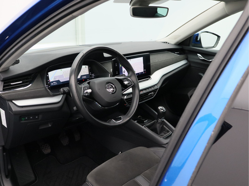 Škoda Octavia Combi 1.5 TSI First Edition/ trekhaak/ compleet!