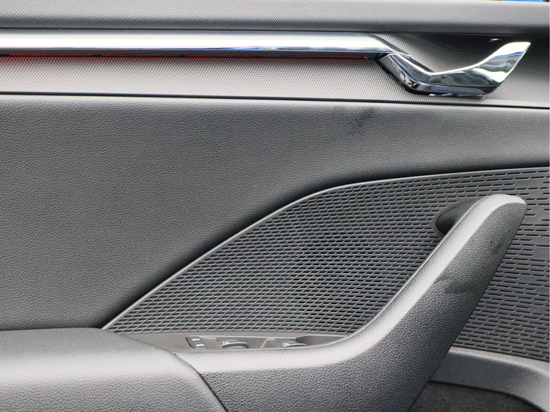 Škoda Octavia Combi 1.5 TSI First Edition/ trekhaak/ compleet!