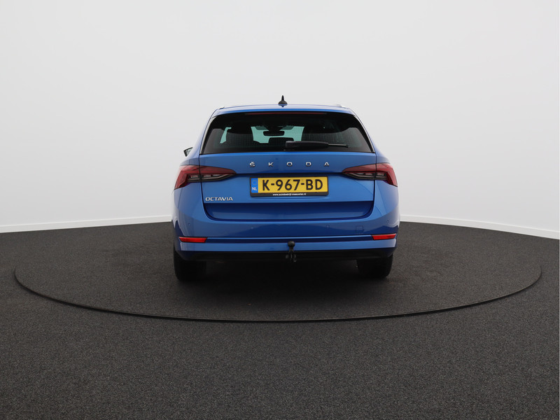 Škoda Octavia Combi 1.5 TSI First Edition/ trekhaak/ compleet!