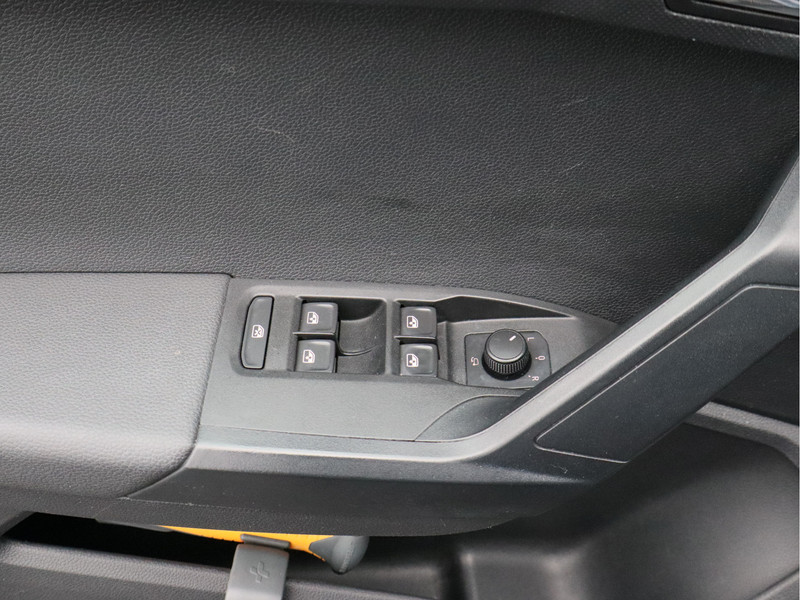 SEAT Arona 1.0 TSI Style Business Intense/ lage km/ zeer mooi!