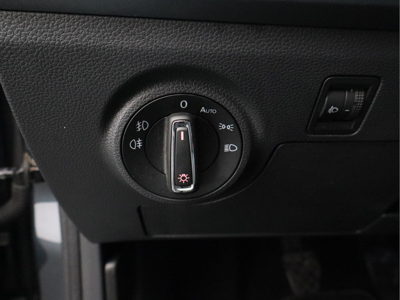 SEAT Arona 1.0 TSI Style Business Intense/ lage km/ zeer mooi!