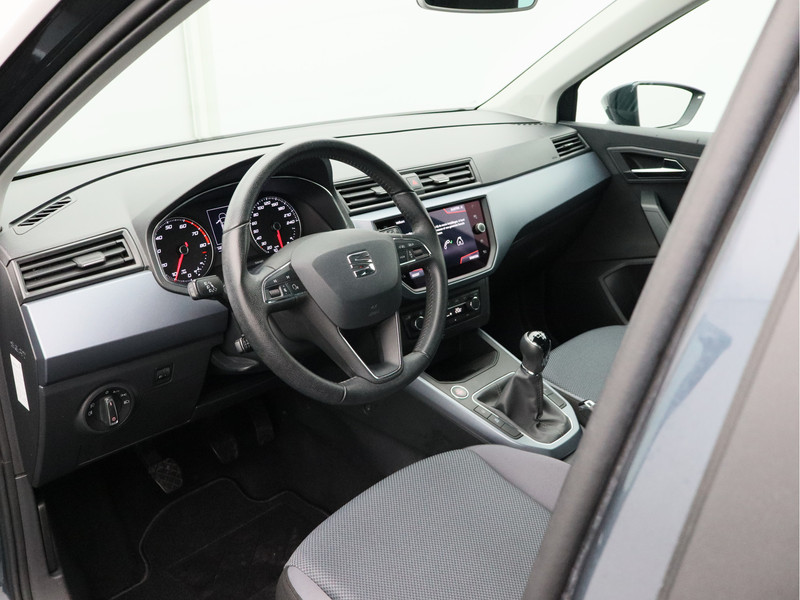 SEAT Arona 1.0 TSI Style Business Intense/ lage km/ zeer mooi!