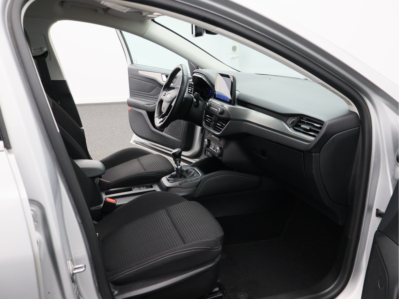 Ford Focus Wagon 1.0 EcoBoost Hybrid Titanium X Business/ mooie auto!