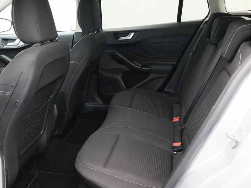 Ford Focus Wagon 1.0 EcoBoost Hybrid Titanium X Business/ mooie auto!