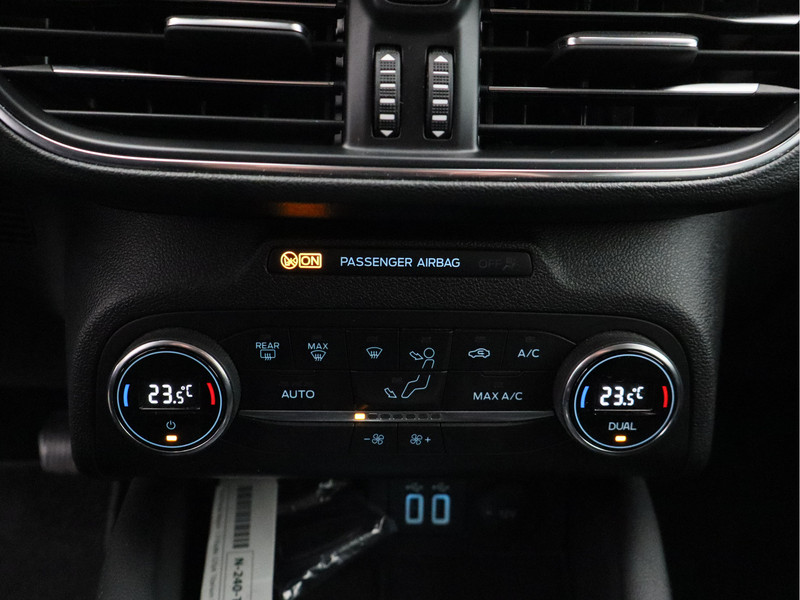 Ford Focus Wagon 1.0 EcoBoost Titanium X Business/ trekhaak/ zeer mooi!