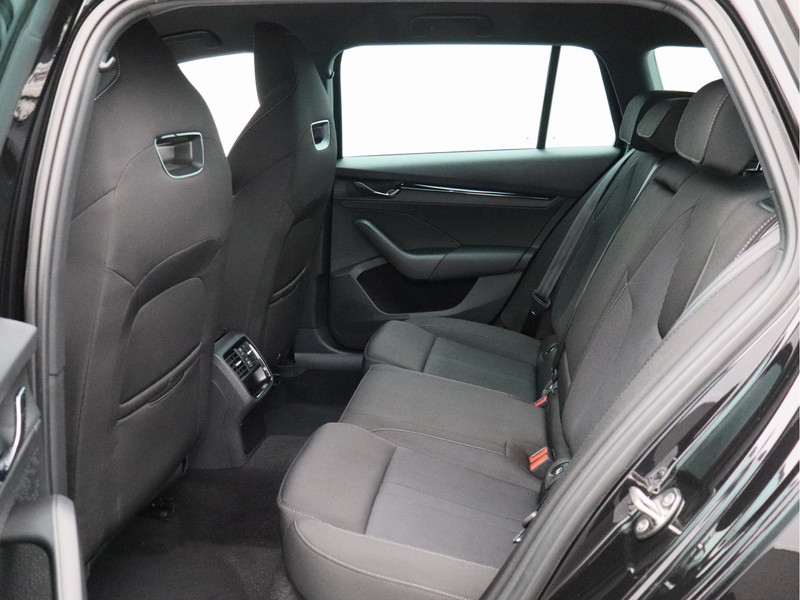 Škoda Octavia Combi 1.0 e-TSI Sport Business/ automaat/ zeer mooi!