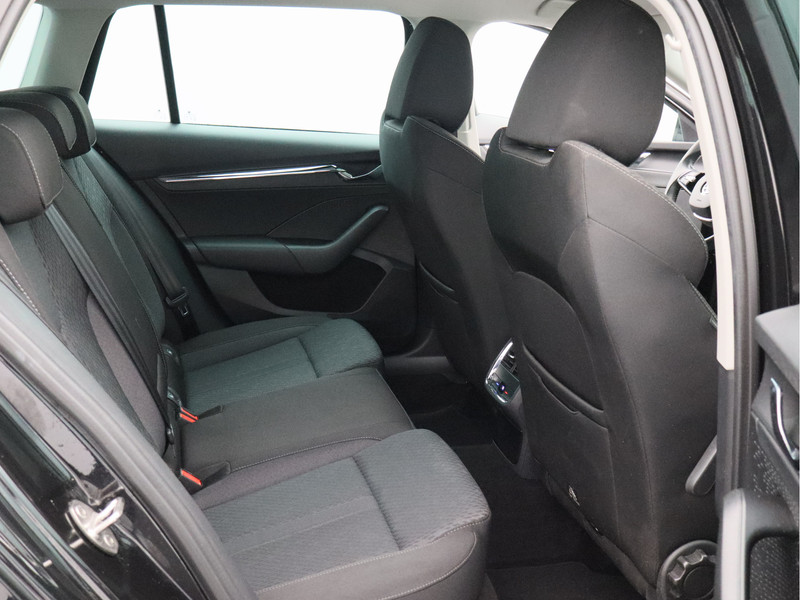 Škoda Octavia Combi 1.0 e-TSI Business Edition Plus/ automaat/ trekhaak!