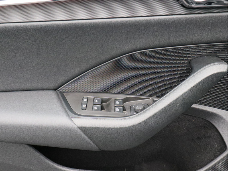 Škoda Octavia Combi 1.0 e-TSI Business Edition Plus/ automaat/ trekhaak!