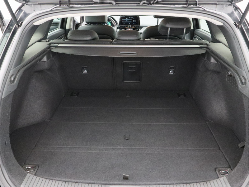 Hyundai i30 Wagon 1.5 T-GDi MHEV Premium/ lage km/ compleet!