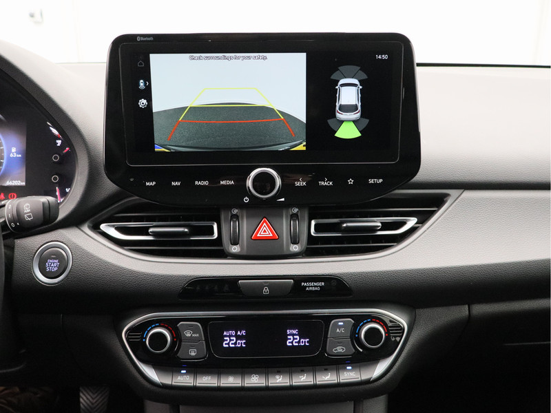 Hyundai i30 Wagon 1.5 T-GDi MHEV Premium/ lage km/ compleet!