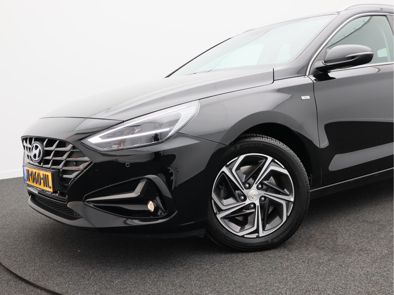 Hyundai i30 Wagon 1.5 T-GDi MHEV Premium/ lage km/ compleet!