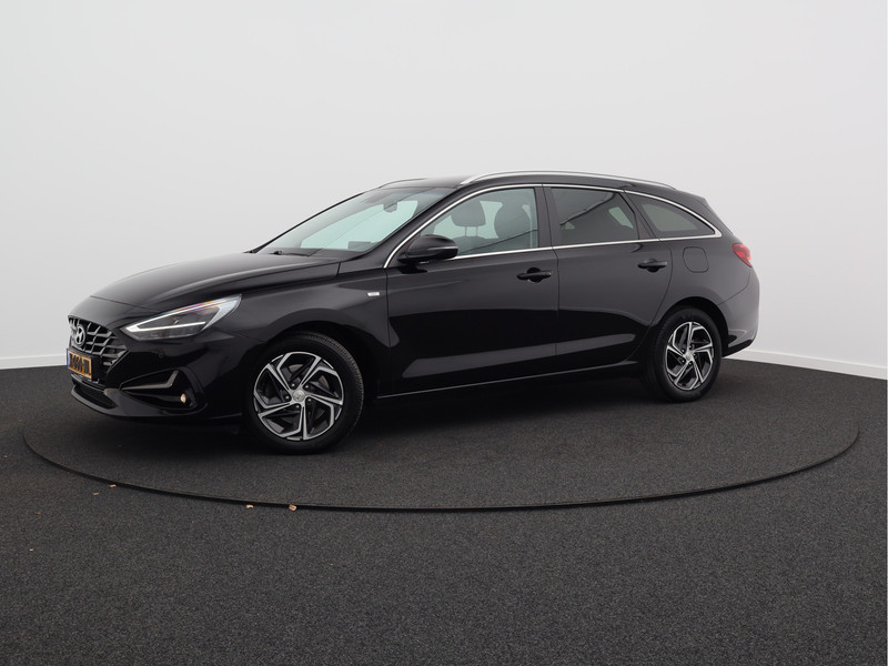Hyundai i30 Wagon 1.5 T-GDi MHEV Premium/ lage km/ compleet!